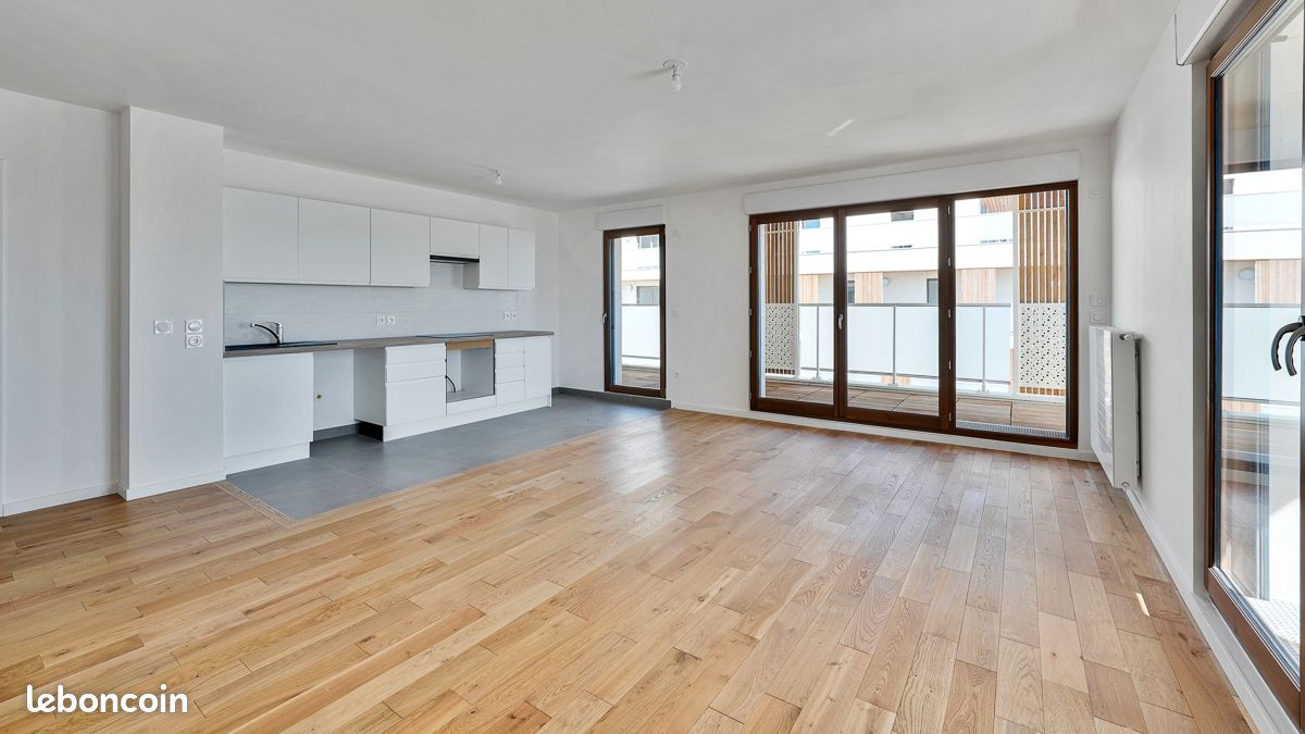 Appartement 4 pièces 90 m² · à Rueil-Malmaison · 90 m² · 2 380 €/mois
