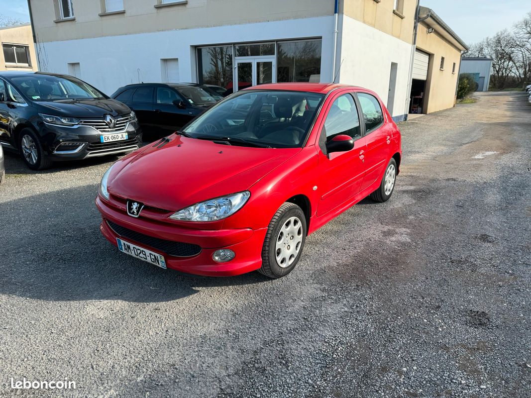 Peugeot 206 1,4 hdi 4cv - Voitures