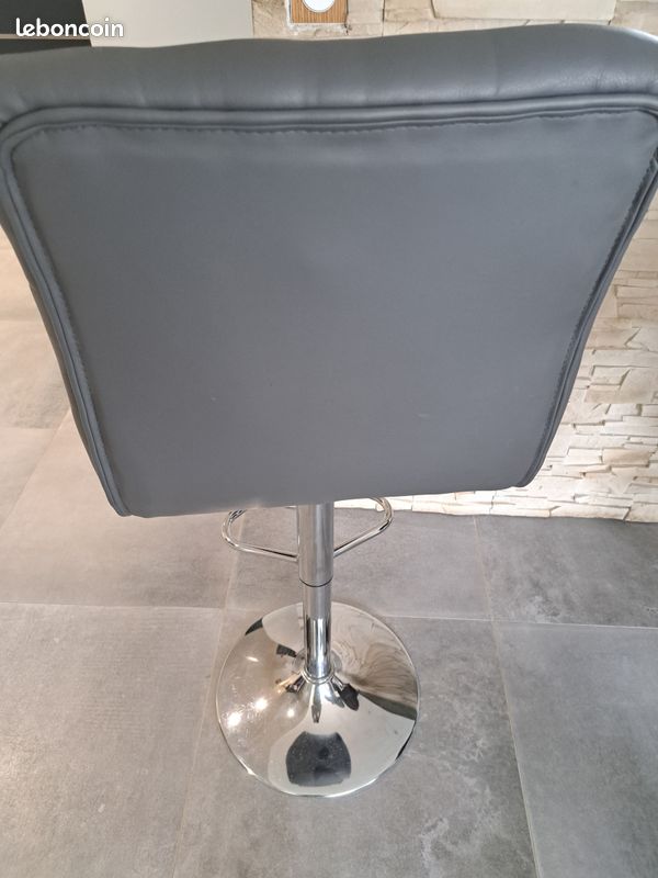 Tabouret de bar a rénover (image 2)