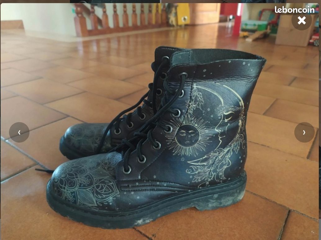 Chaussures montantes motif lune taille 40 (image 1)