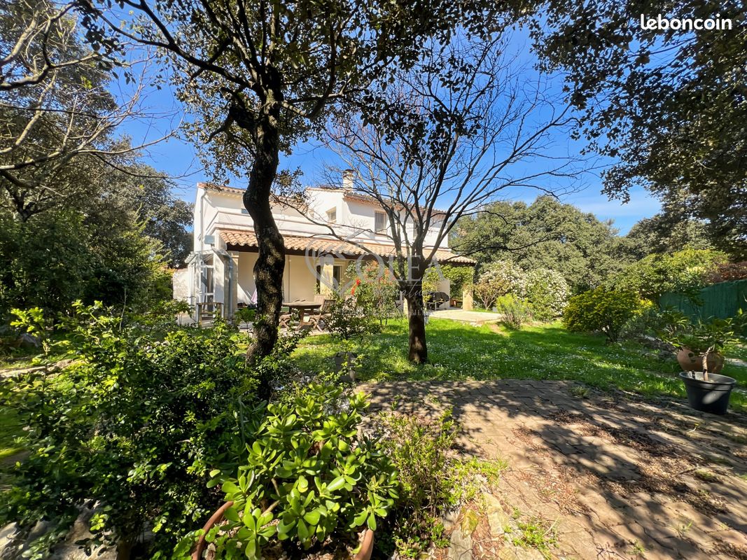 Maison 6 pièces 170 m² · à Uzès · 170 m² · 529 900 €