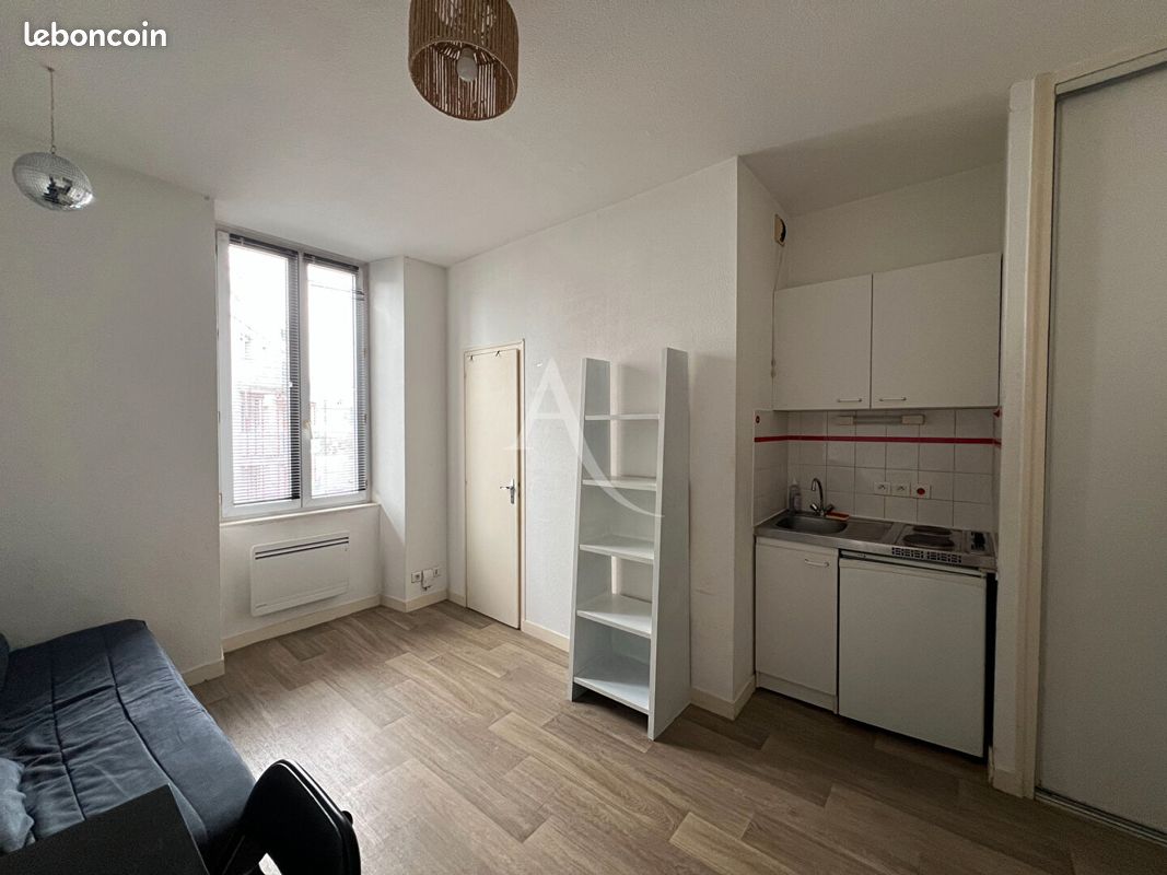 Appartement 1 pièce 17 m² · à Angers · 17 m² · 480 €