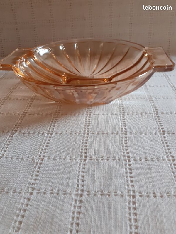 Saladier En Verre Rose Style Art Déco - Diamètre 21-25cm - Occasion (petit éclat)