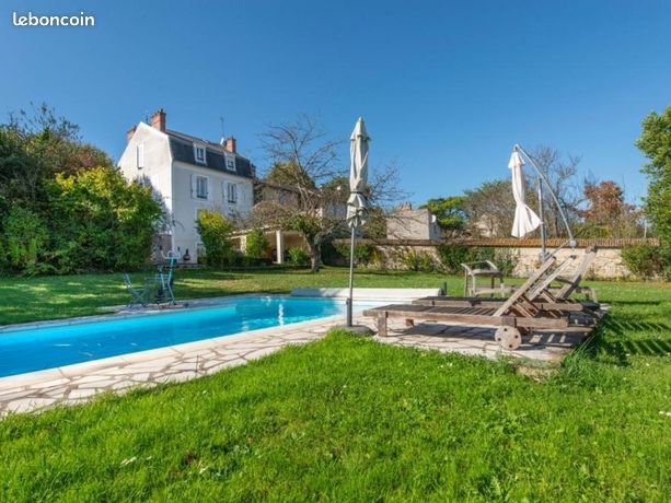 Maison 9 pièces 195 m²