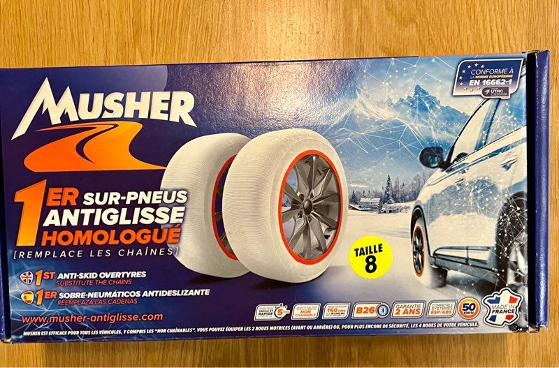 Chaussettes neige Musher taille 8 neuves - Équipement auto