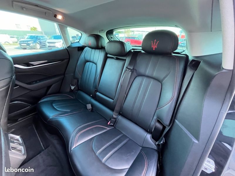 Maserati Levante 3.0 V6 350ch Q4 GranSport 270g 26CV (image 9)