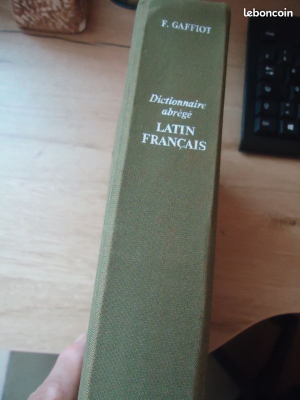 Dictionnaire LATIN/FRANCAIS Hachette (image 2)