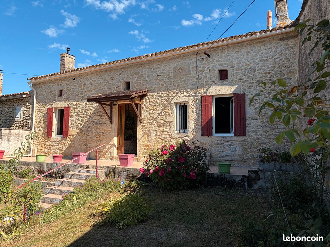 Maison 3 pièces 86 m² · à Pellegrue · 86 m² · 93 000 €