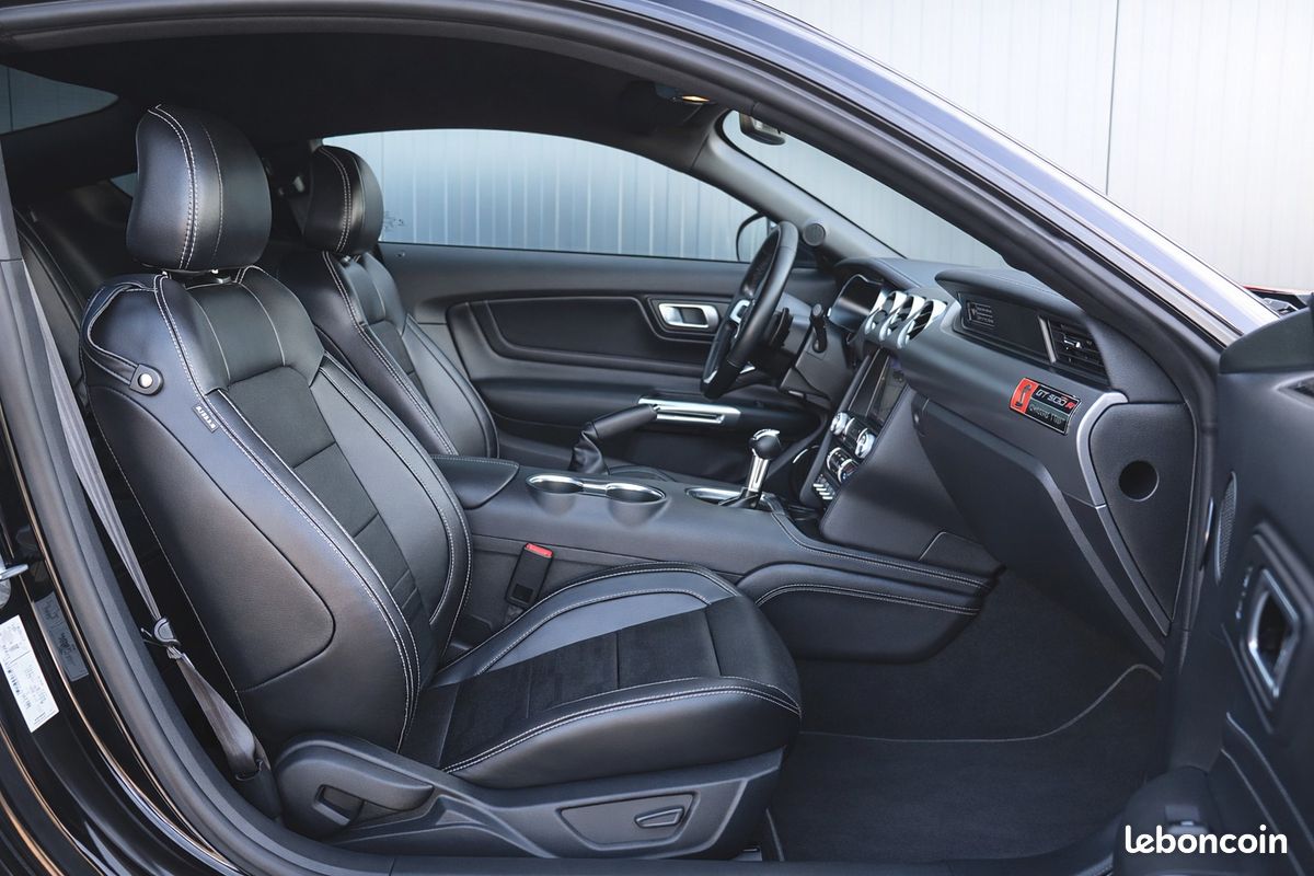 MUSTANG V8 FASTBACK GT 5.0L BVA10 450cv look SHELBY GT500 - malus ecolo + coc inclus - 1er main - Pack premium & confort - HIFI premium B&O + caisson basse - JA 20' - ressorts courts Kw - GTIE 1 an (image 10)