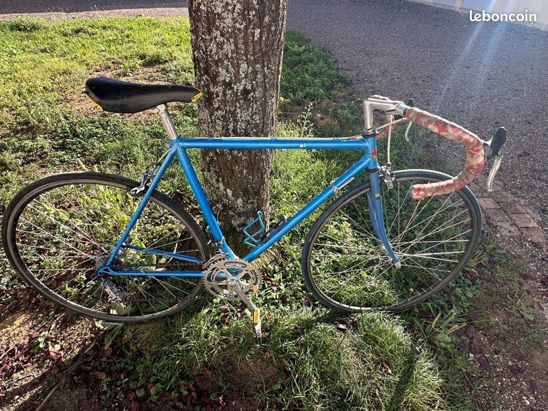 Vélo de route (image 1)