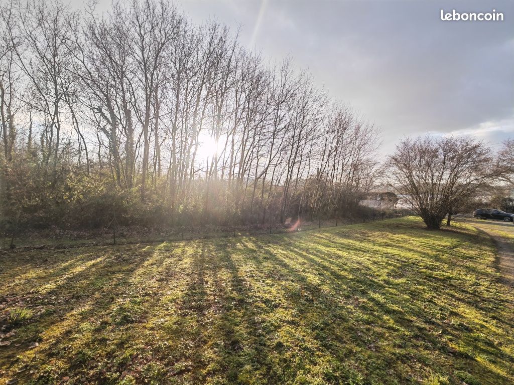 Terrain 523 m² · à Haute-Goulaine · 523 m² · 118 000 €