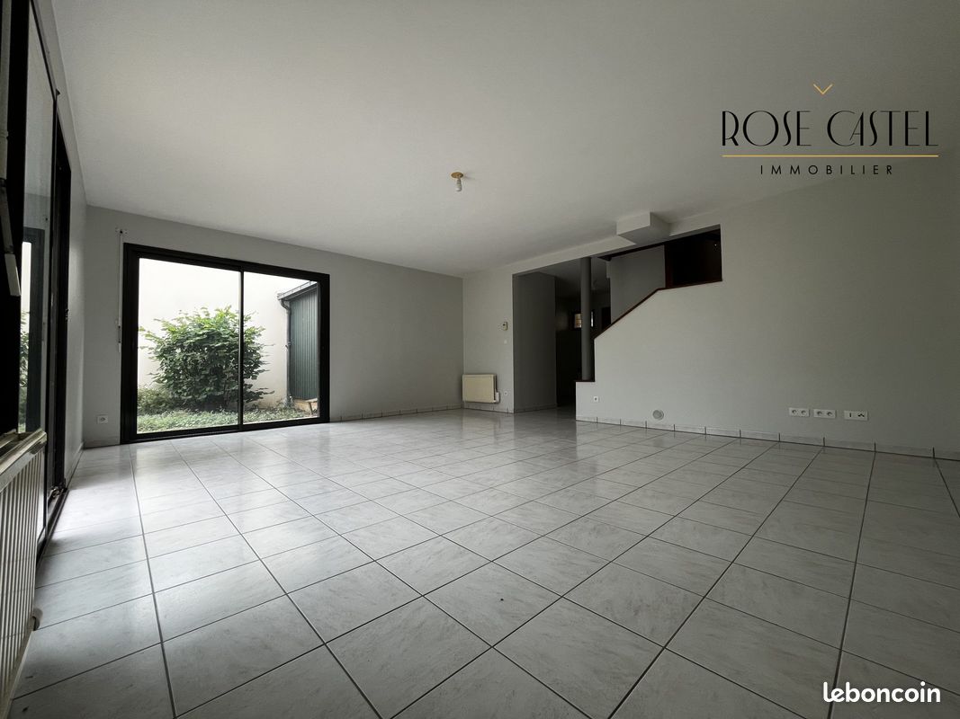 Maison 5 pièces 102 m² · à Chartres · 102 m² · 1 200 €/mois