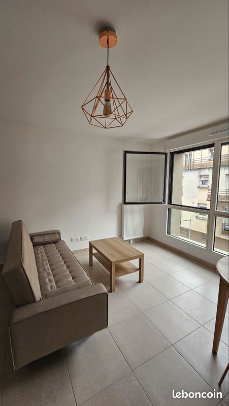 Appartement 2 pièces 47 m² · à Saint-Ouen-sur-Seine · 47 m² · 1 508 €/mois