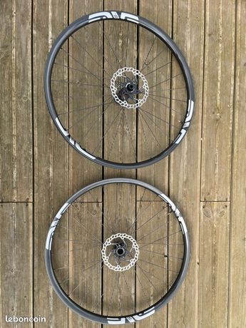 Adaptateur roue arrière vélo DT Swiss 9x135 pour moyeux 240s/350