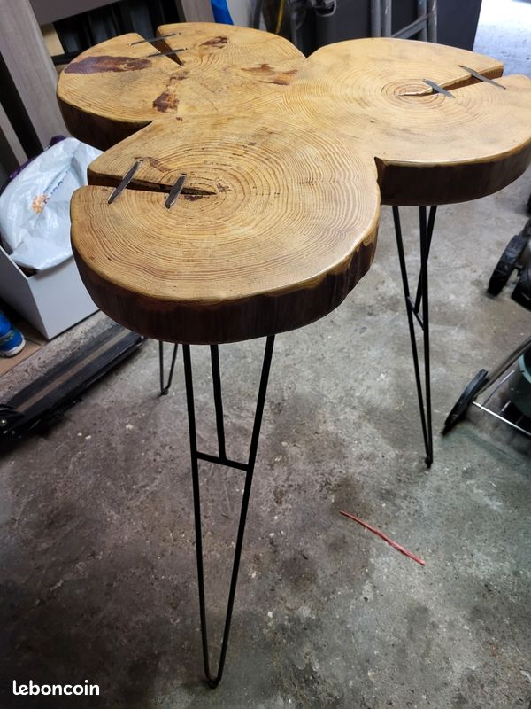 Table (image 1)