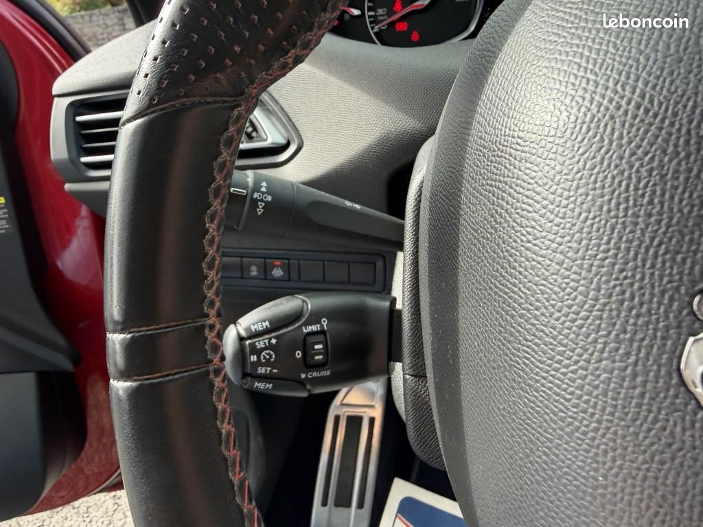 PEUGEOT 308 1.5 BlueHDi S&S - 130 GT Line gps + clim + camera AR + Radar AR (image 25)
