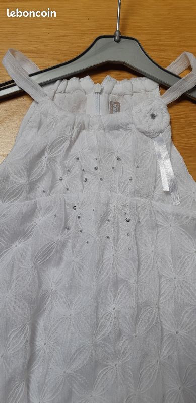 Robe cérémonie (image 4)