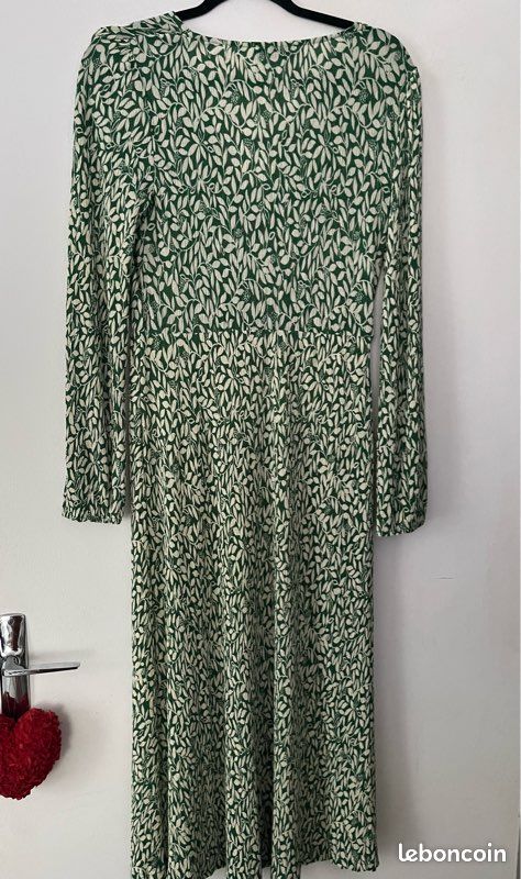 Robe longue légère manches longues Marque Mango Taille S (image 5)