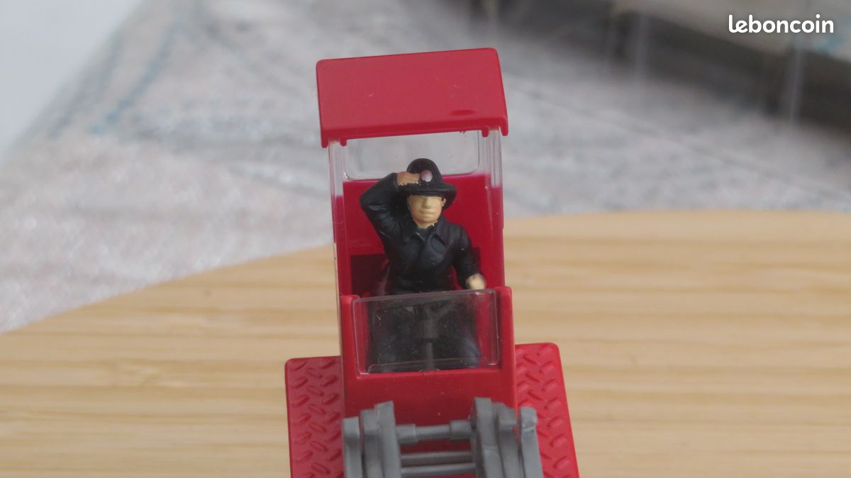 Miniature pompiers boston 1/50 Corgi (image 13)