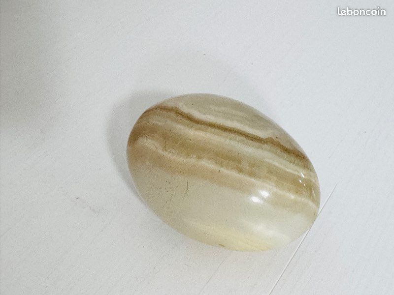 Oeuf en pierre naturelle onyx 7 cm , très bon état (image 7)
