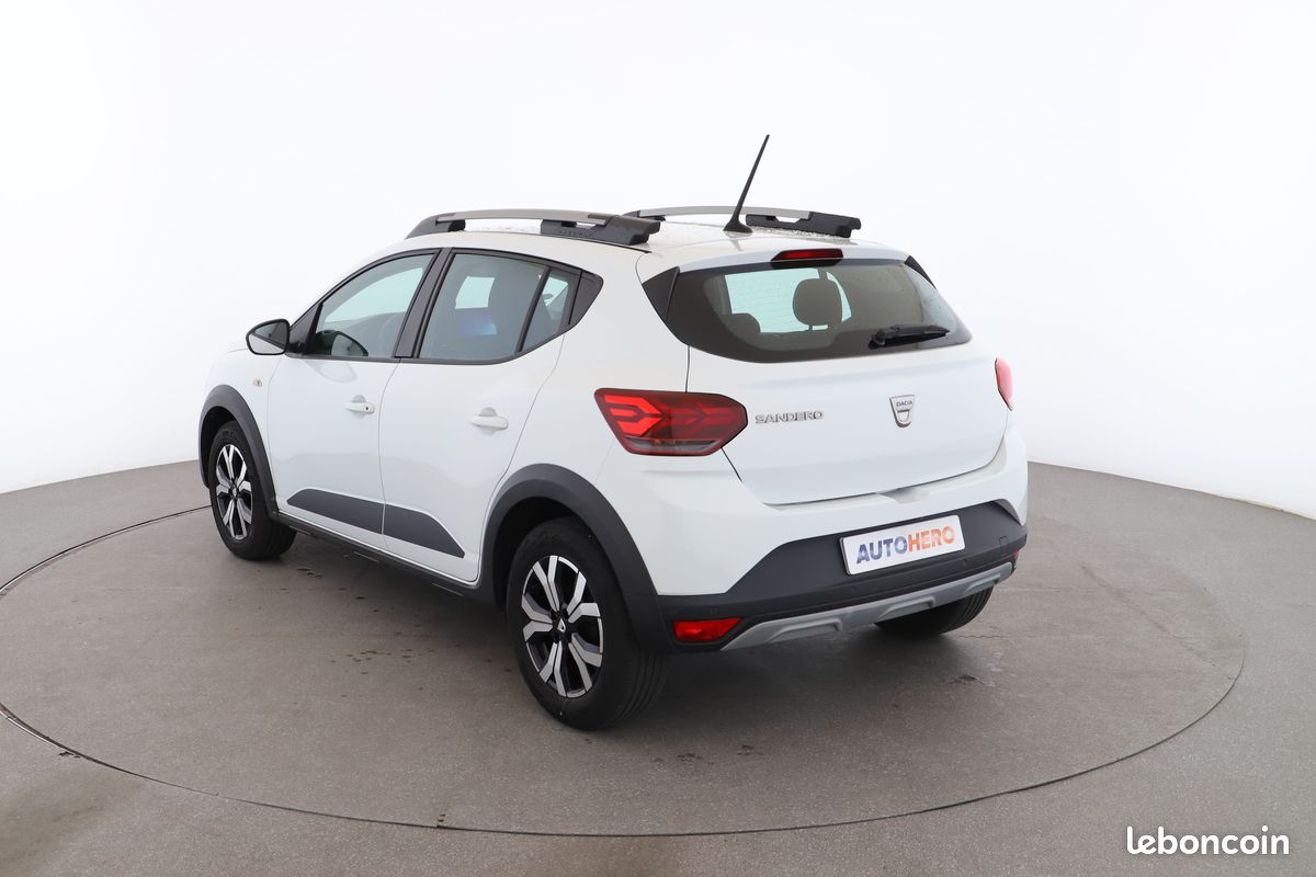 Dacia Sandero III Stepway 1.0 TCe Confort 91 ch (image 2)