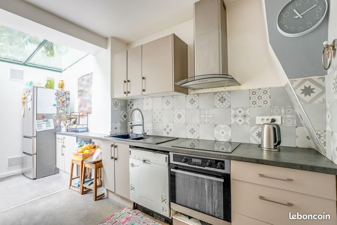 Maison 7 pièces 200 m² — 9