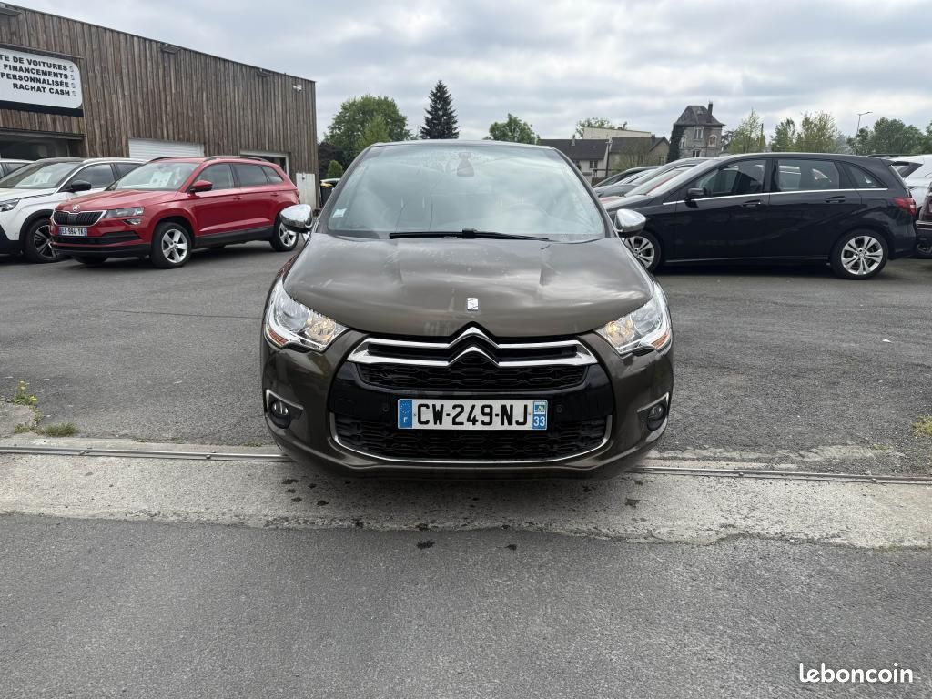 DS DS4 1.6 e-HDi FAP - 115 So Chic clim + Radar AR (image 8)