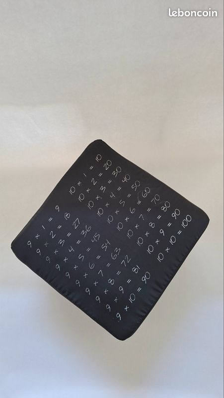 Pouf avec table de multiplication (image 3)