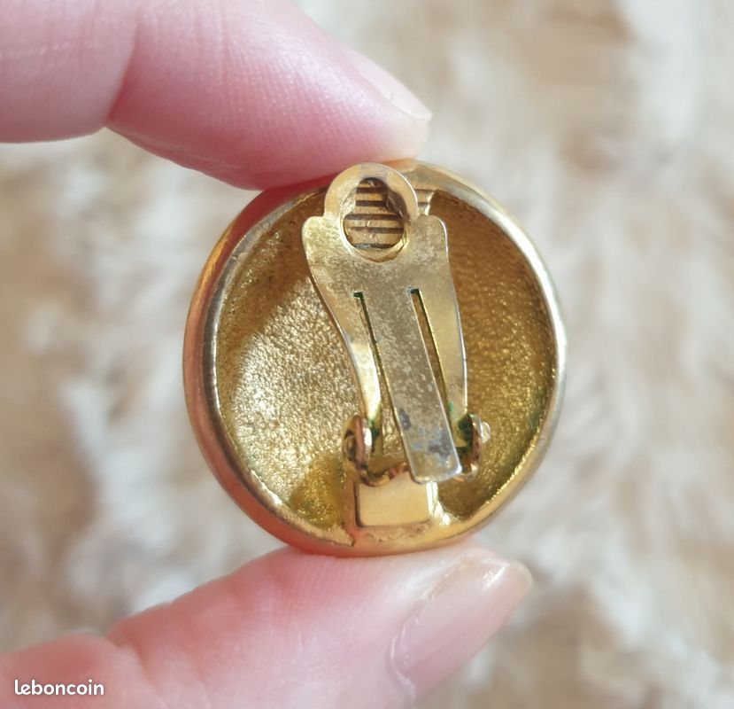 Clips Vintage En Métal Doré – Bijoux Anciens – Occasion – Idée Décoration Ou Customisation