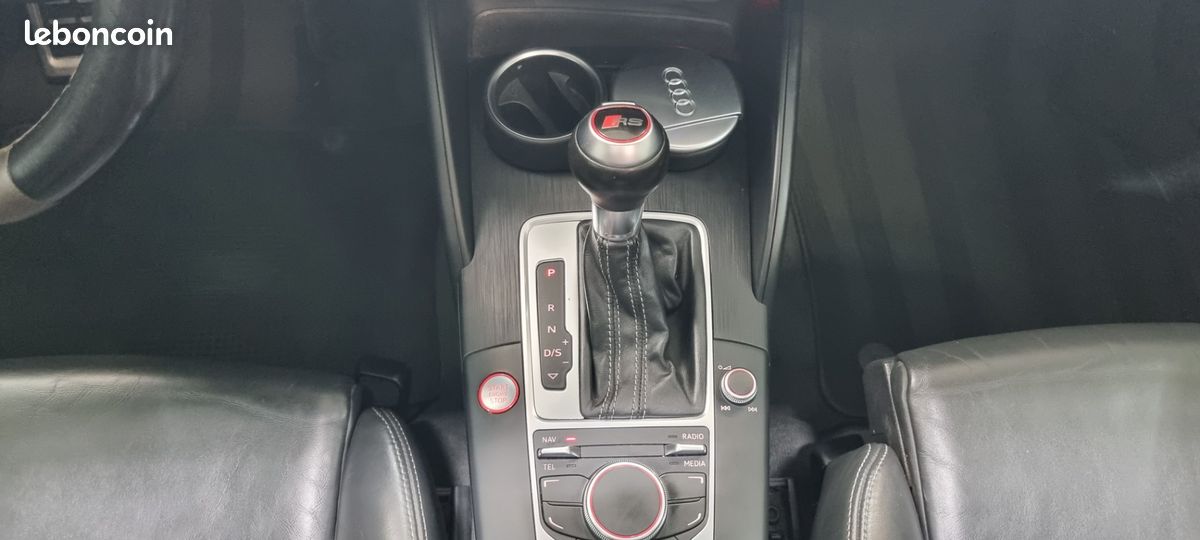 Audi RS3 SPORTBACK 2.5 TFSI quattro S-tronic (image 27)