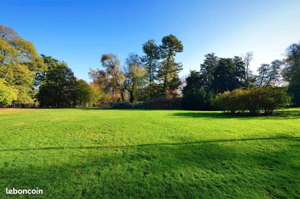 Terrain 252 m² Mezieres Sur Seine · à Mézières-sur-Seine · 135 000 €