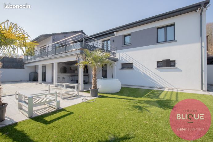 Maison 5 pièces 169 m²