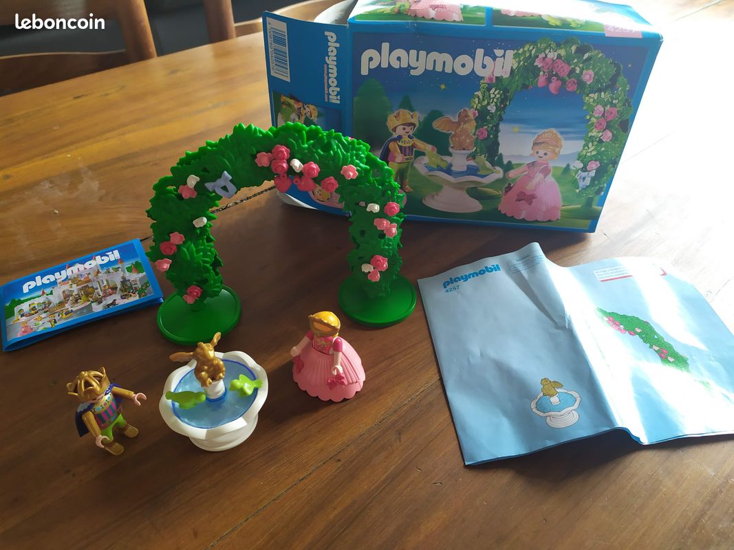 Playmobil 4257 - Enfants et fontaine - Complet - En boite (image 1)