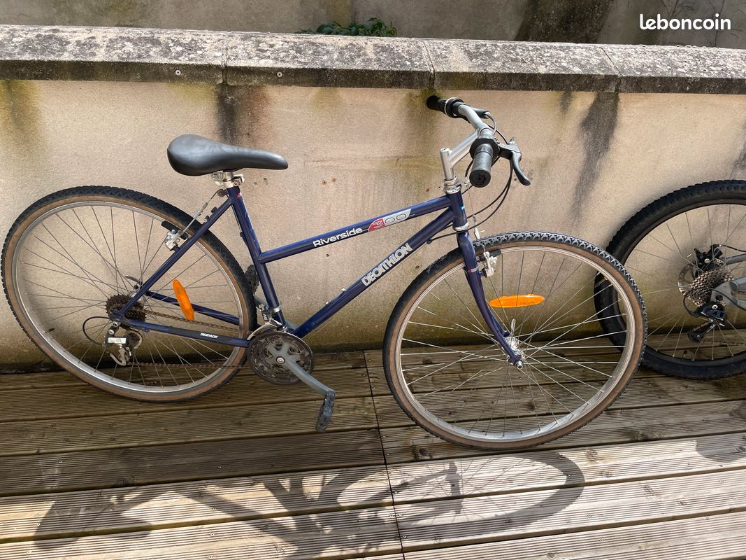 VTC Riverside 300 vintage (image 1)