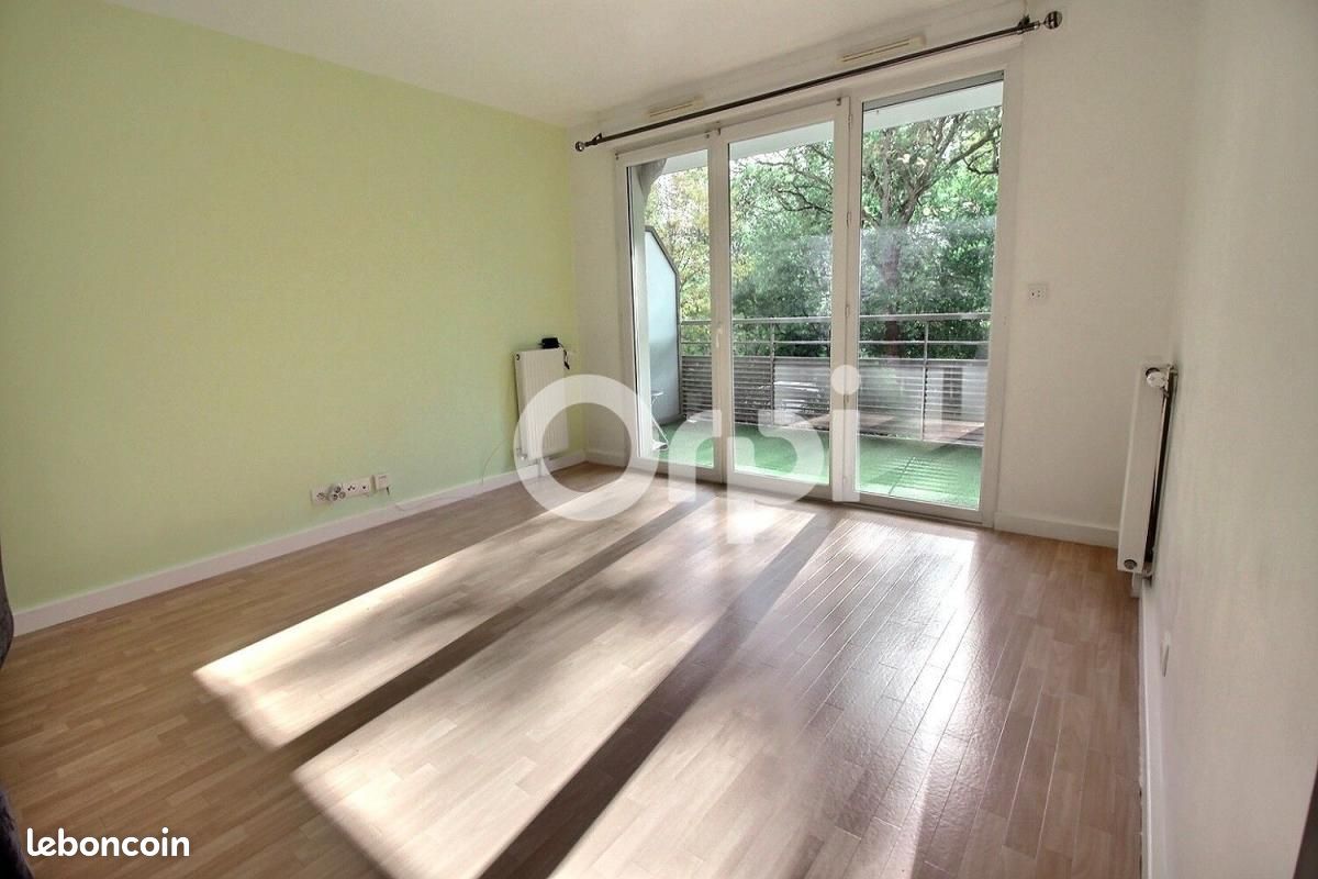 Appartement 3 pièces 57 m² · à Fleury-Mérogis · 57 m² · 1 050 €/mois