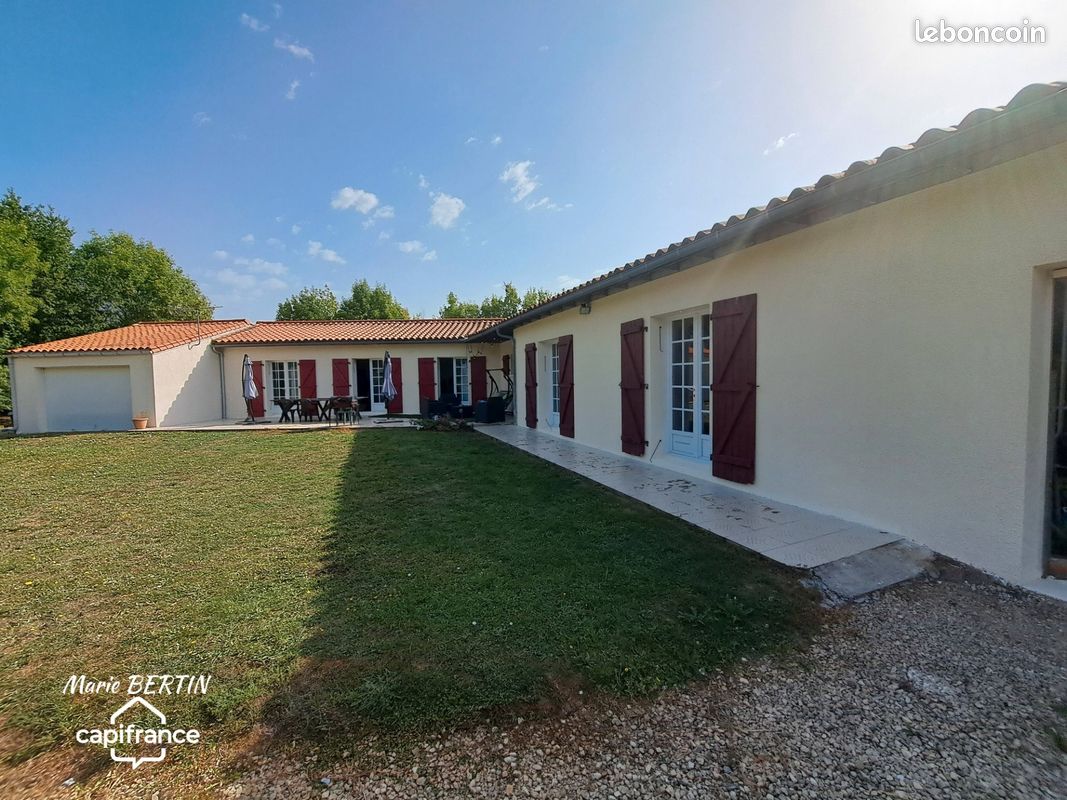 Maison 7 pièces 161 m² · à Beaussais-Vitré · 161 m² · 200 000 €