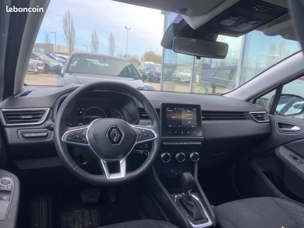 Renault Clio V E-Tech full hybrid 145 Equilibre (image 7)