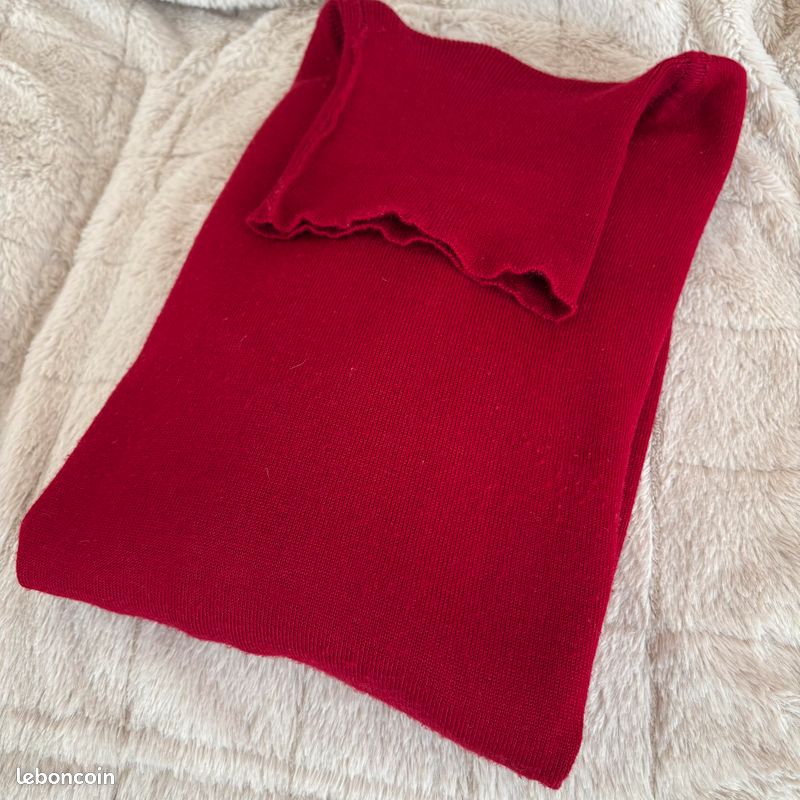 Pull CHRISMASS Rouge Taille T3 (40/42) - Mélange Coton/polyester - Fabrication France - Occasion Bon état