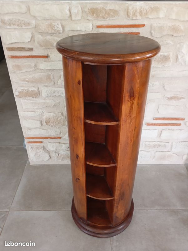 Meuble tourniquet (image 2)