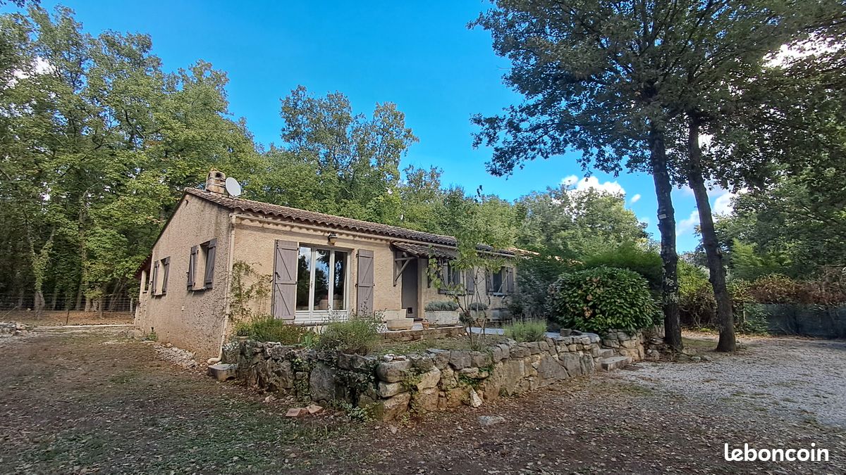 Maison 4 pièces 94 m² · à Tourrettes · 94 m² · 430 000 €