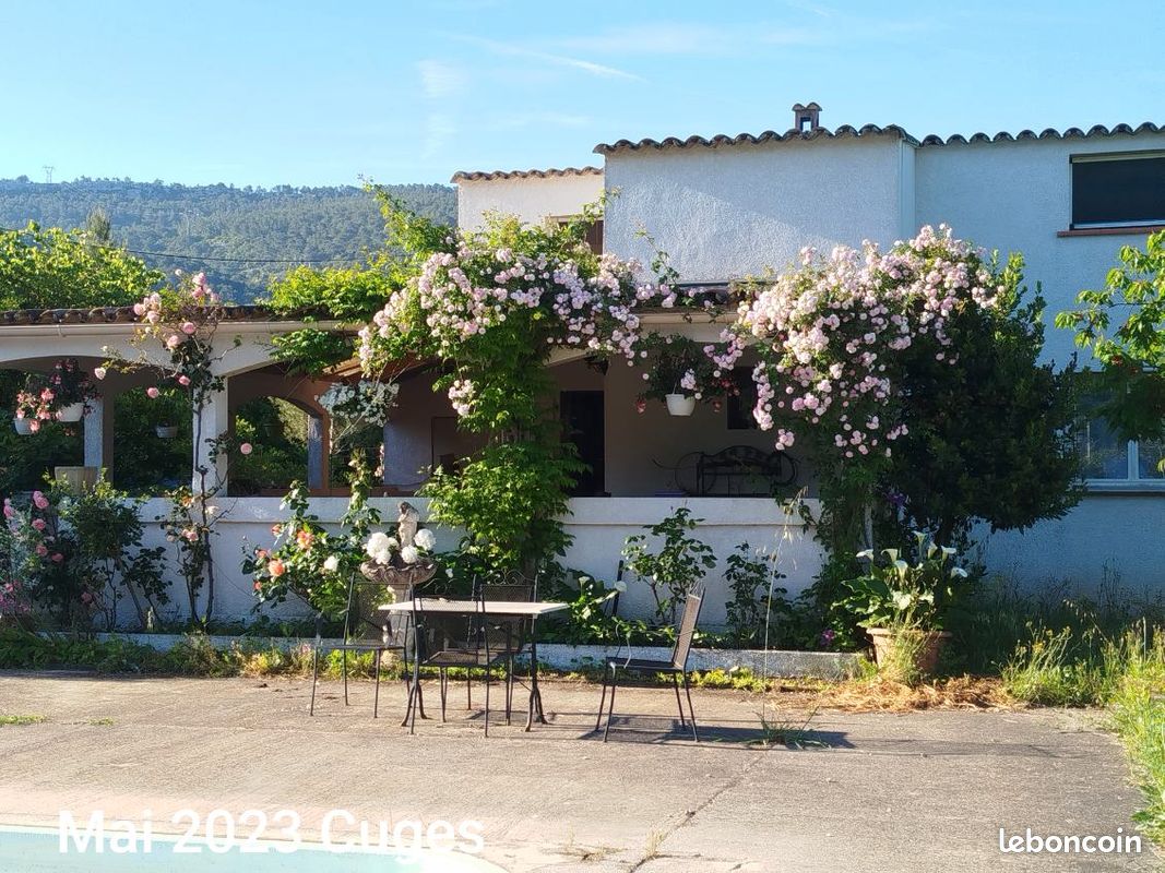 Maison 6 pièces 142 m² · à Cuges-les-Pins · 142 m² · 515 000 €