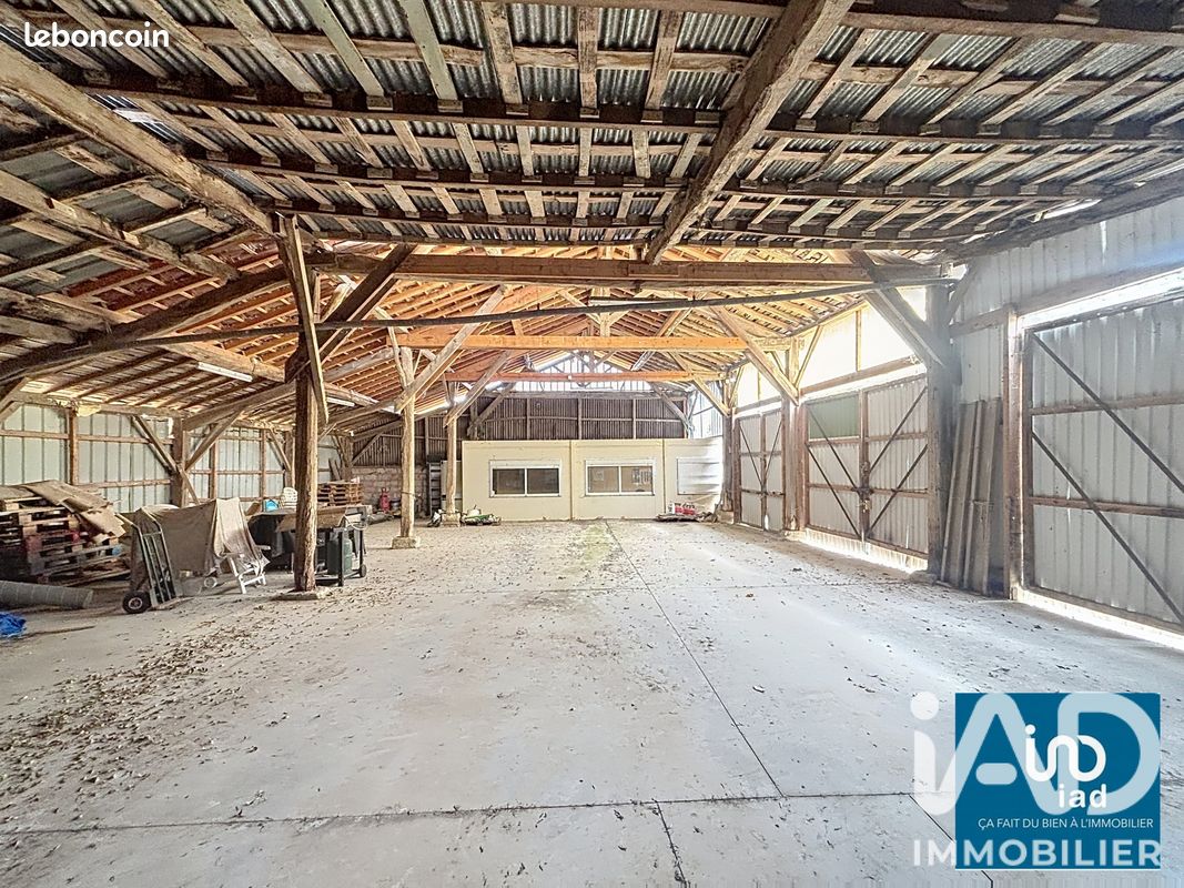 Maison 3 pièces 350 m² · à Fleurance · 350 m² · 65 000 €