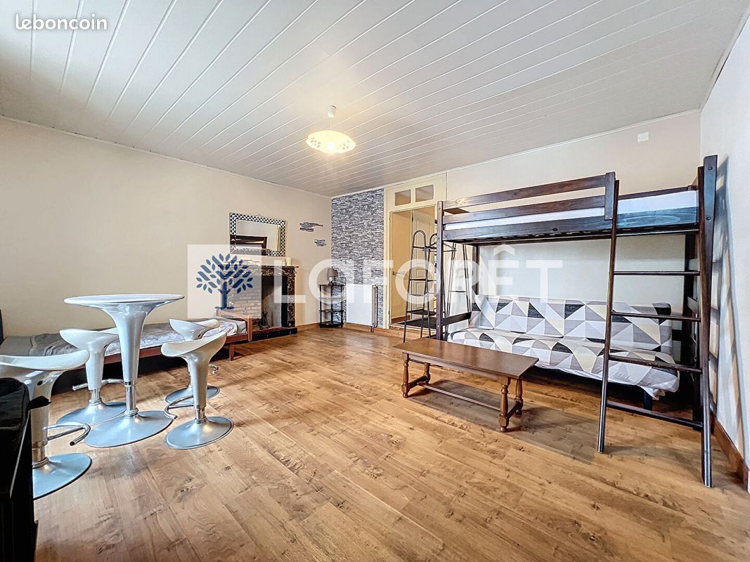 Maison 6 pièces 111 m² - Bressuire 79300 (image principale 7)