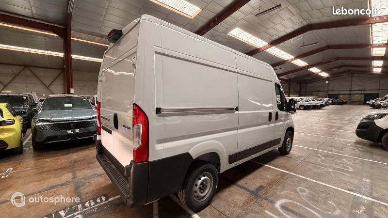 Peugeot Boxer Véhicule utilitaire ou Société L2H2 3.3 140ch Control (image 8)