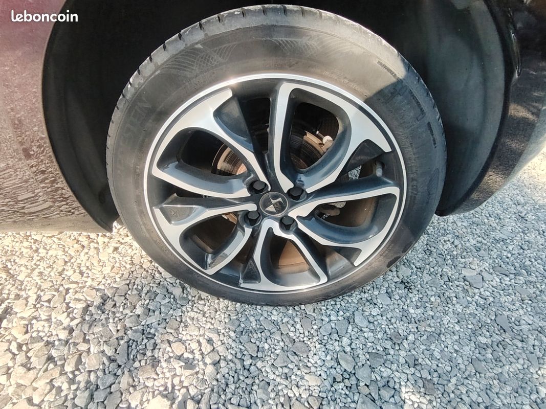 DS4 So chic 1.2 ptec 130 (image 15)