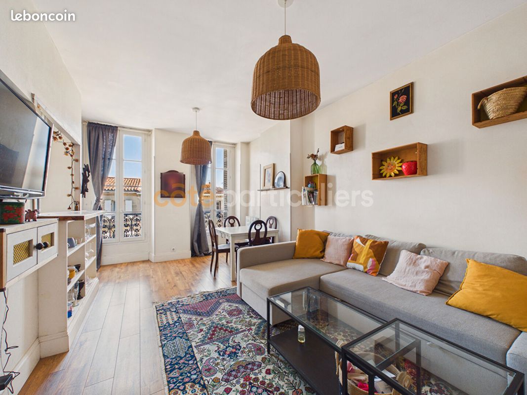 Appartement 1 pièce 38 m² · à Bordeaux · 38 m² · 180 000 €