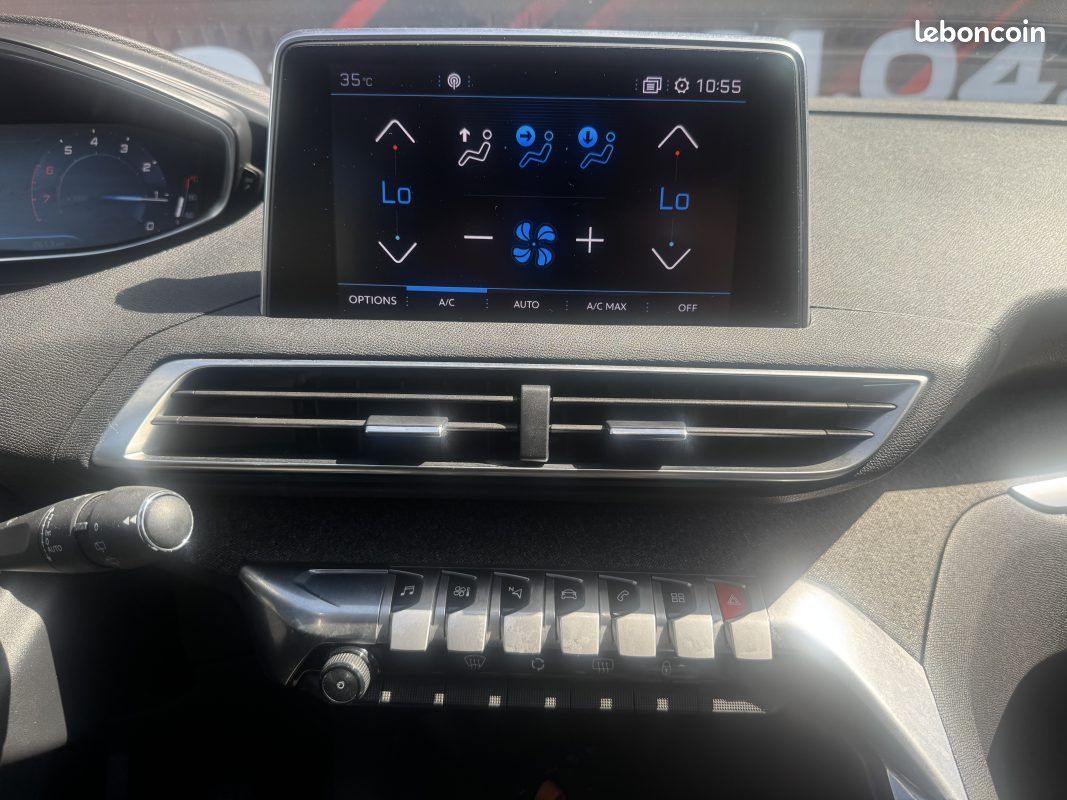PEUGEOT 3008 II 1.2 Turbo 130 ACCESS 2018 (image 17)