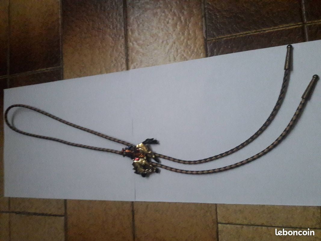 Bolo-tie "cowboy" (image 2)