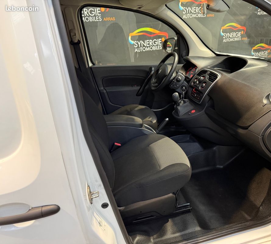 Kangoo EXTRA R-LINK 1.5 dci 90 ch 1.355 km d'origine 12.325 ht (14.790 ttc) (image 3)