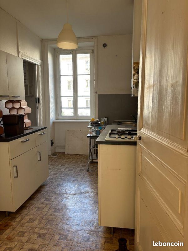 Appartement 3 pièces 60 m² · à Brest · 60 m² · 107 000 €